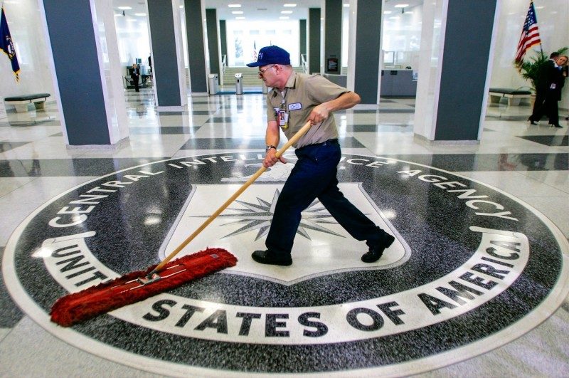 Русские хакеры, позор Госдепа и агент Маша Гессен